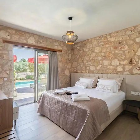 Villa τilevoides Nisi Spartokhórion